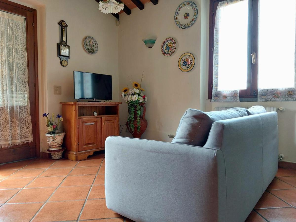 Casa Vacanze - La Ginestra Джинестра Экстерьер фото