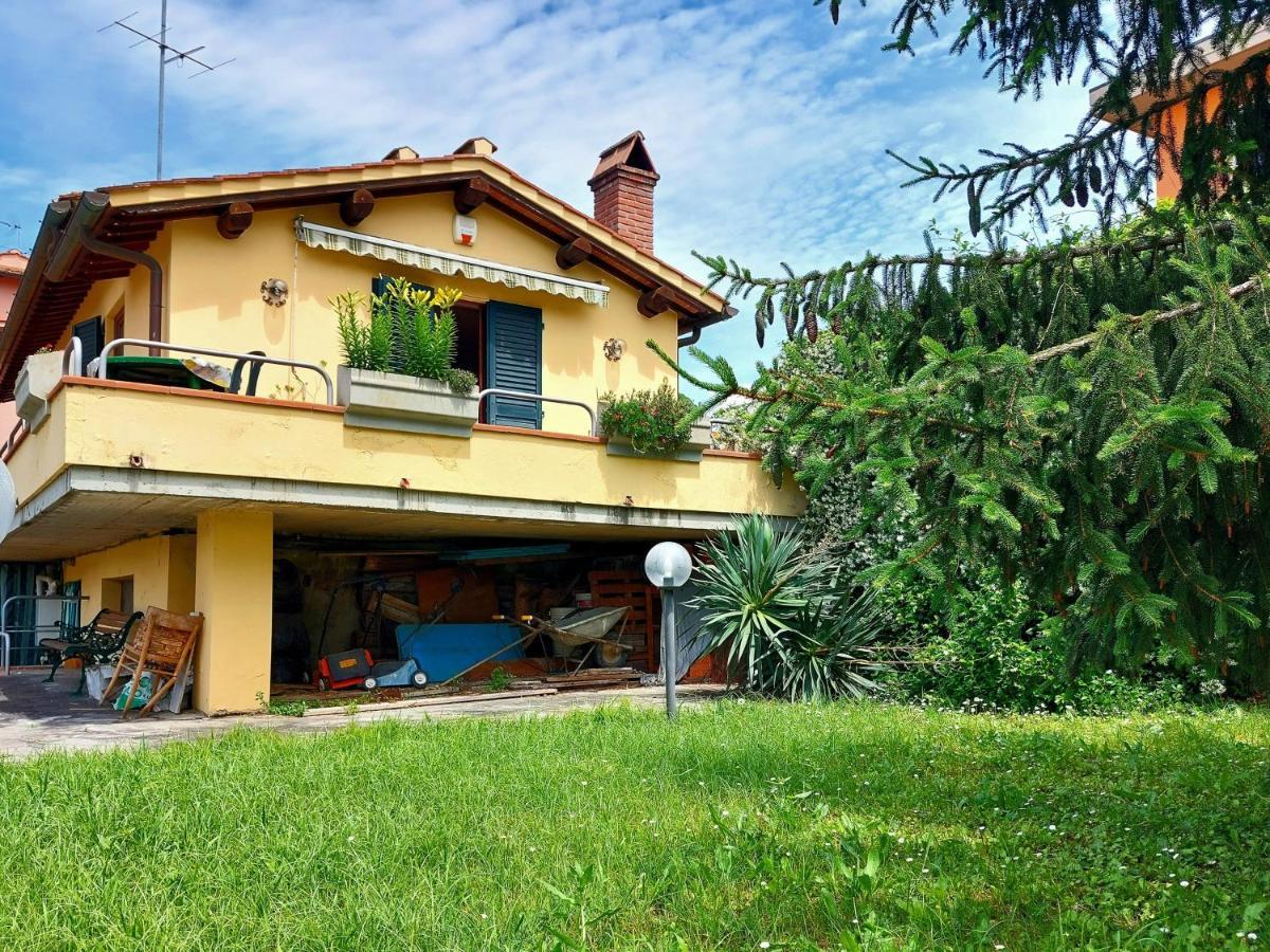 Casa Vacanze - La Ginestra Джинестра Экстерьер фото