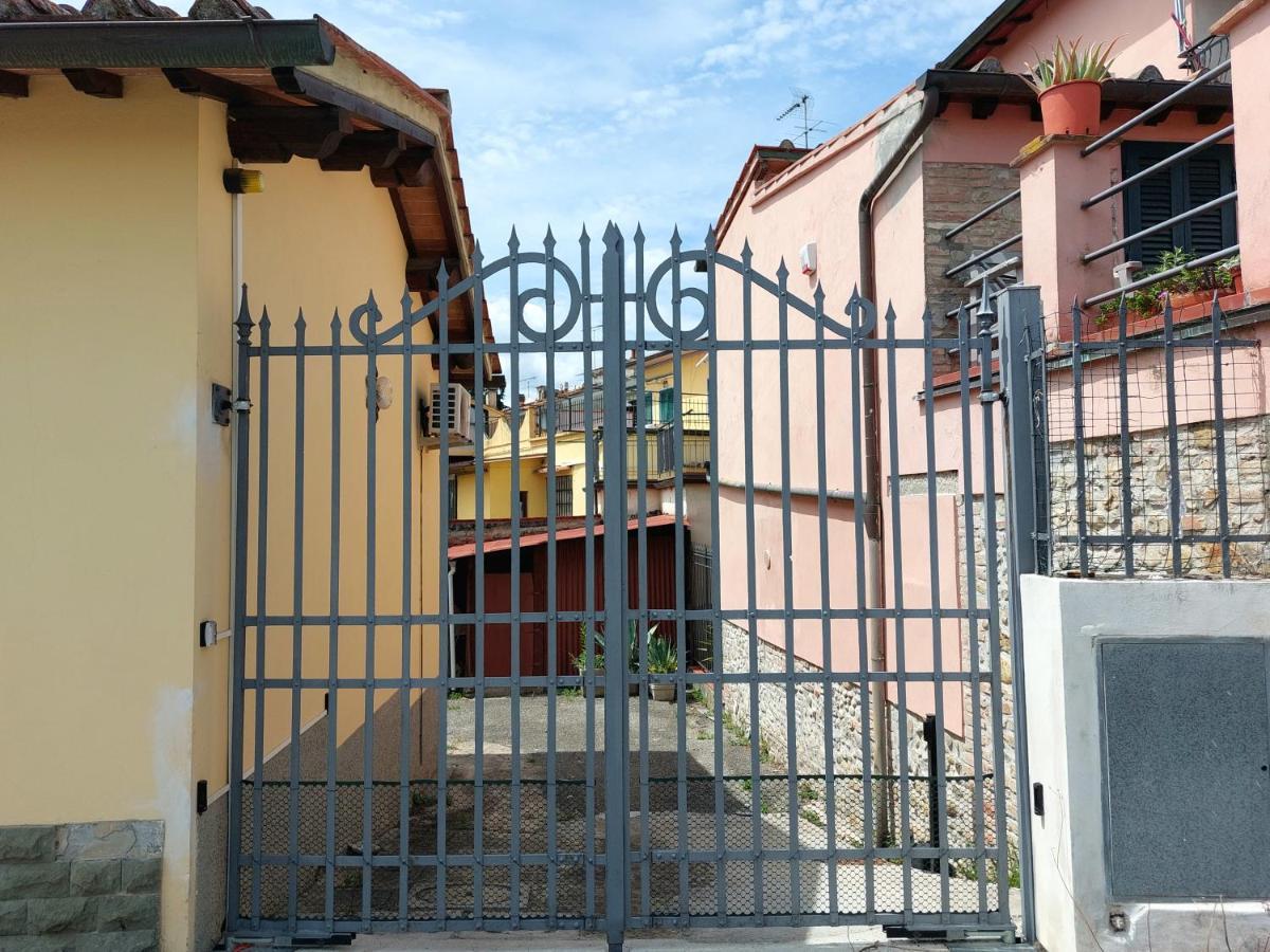 Casa Vacanze - La Ginestra Джинестра Экстерьер фото